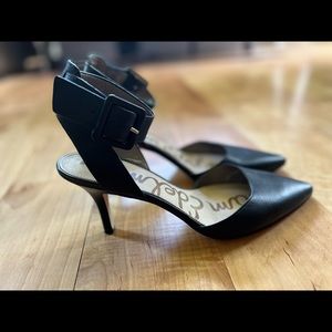 Sam Edelman black sling back pumps in black smooth leather. 8.5